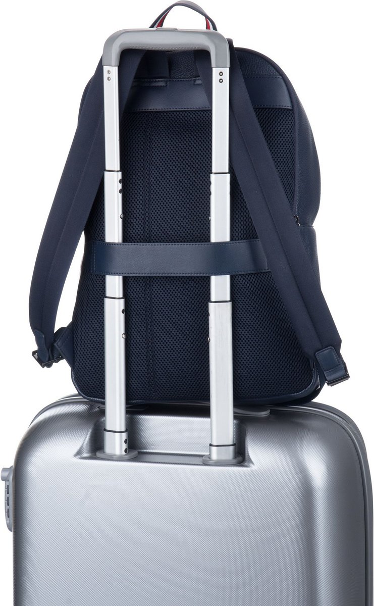 Th Downtown Corp Backpack 5454 Taschenkaufhaus De tommy hilfiger th downtown corp backpack 5454 sky captain